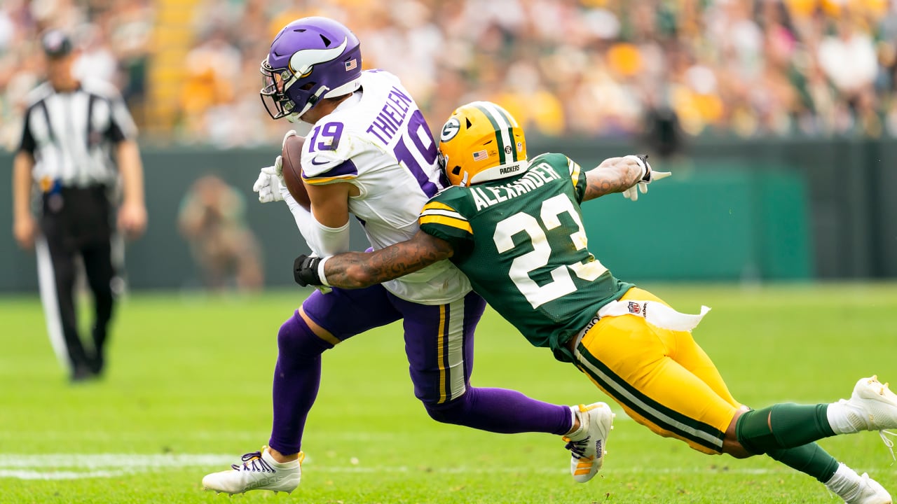 Vikings WR Adam Thielen gets 71 yard touchdown vs Packers in week 16