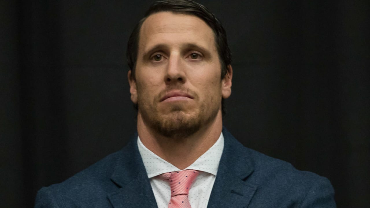 Watch Chad Greenway's Retirement Press Conference - Daily Norseman