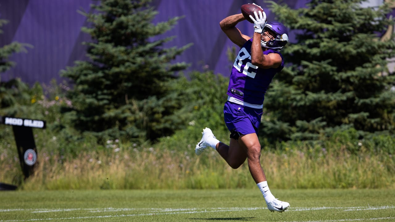 Vikings Film Room: Garrett Bradbury stands up Jordan Davis