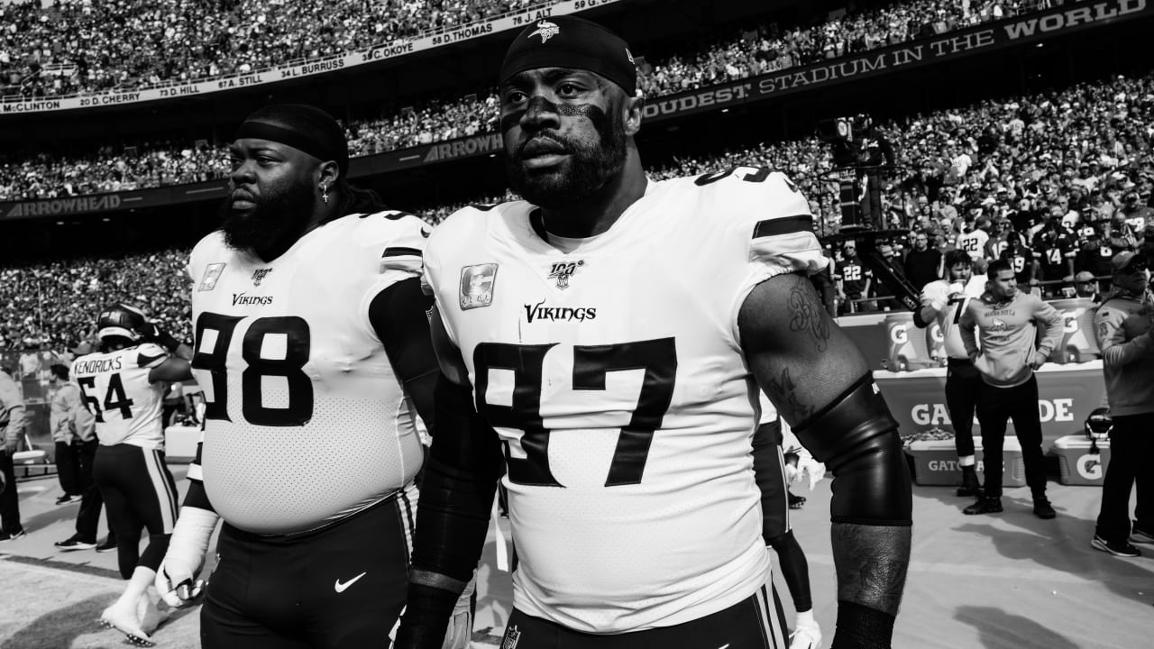 Minnesota In Monochrome Vikings Chiefs