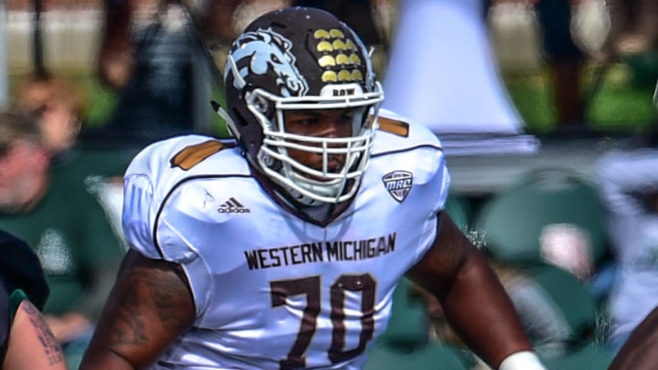 Vikings Select Western Michigan T Willie Beavers in Round 4 of the 2016