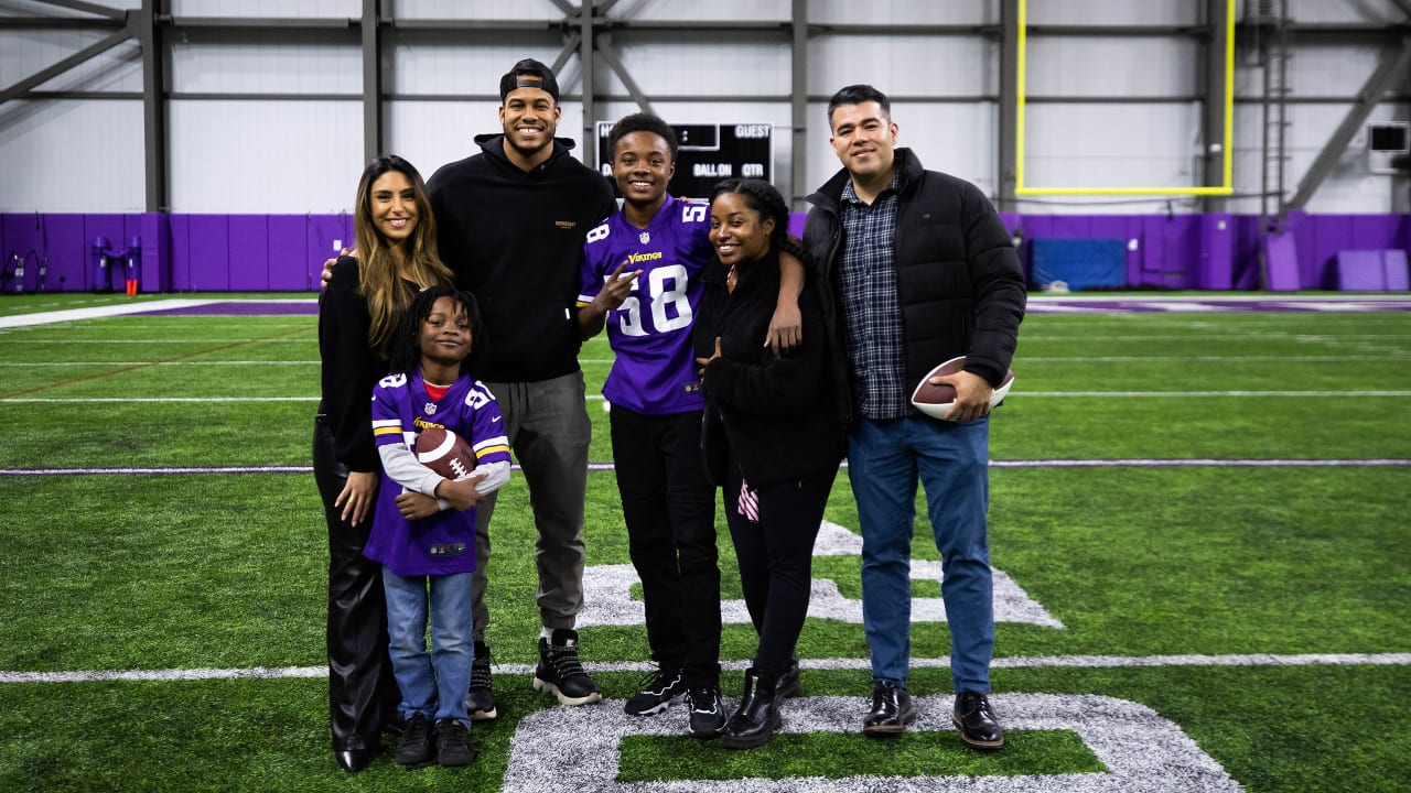 A Dream Come True': Jordan & Ivana Hicks Surprise Family from Jeremiah  Program