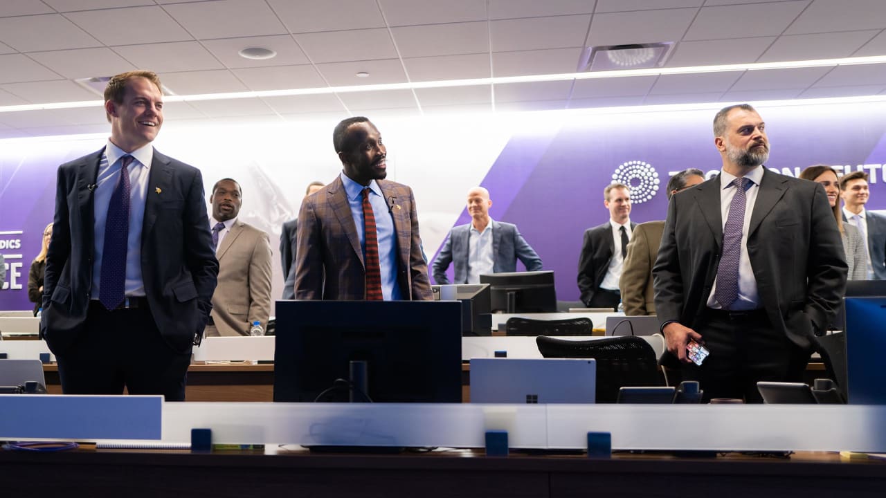 Minnesota Vikings: New Vikings GM Kwesi Adofo-Mensah curious, collaborative  in building career