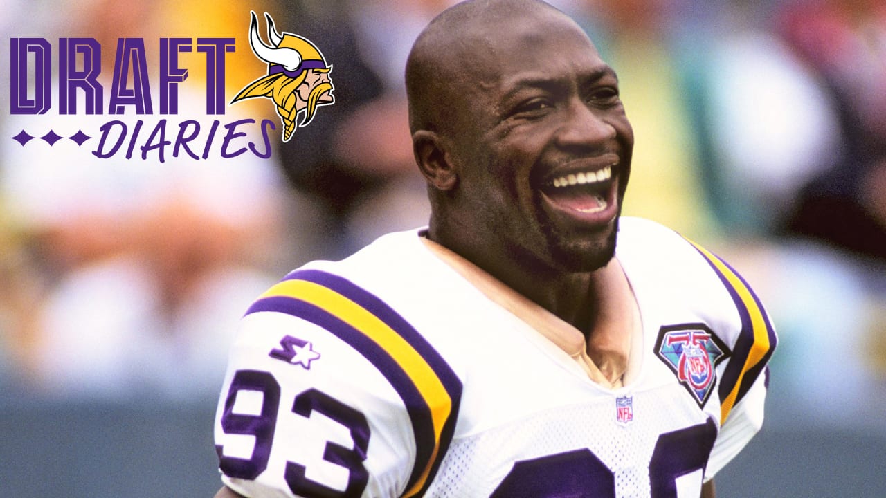 John Randle Unveils the Minnesota 2022 Vikings Schedule 