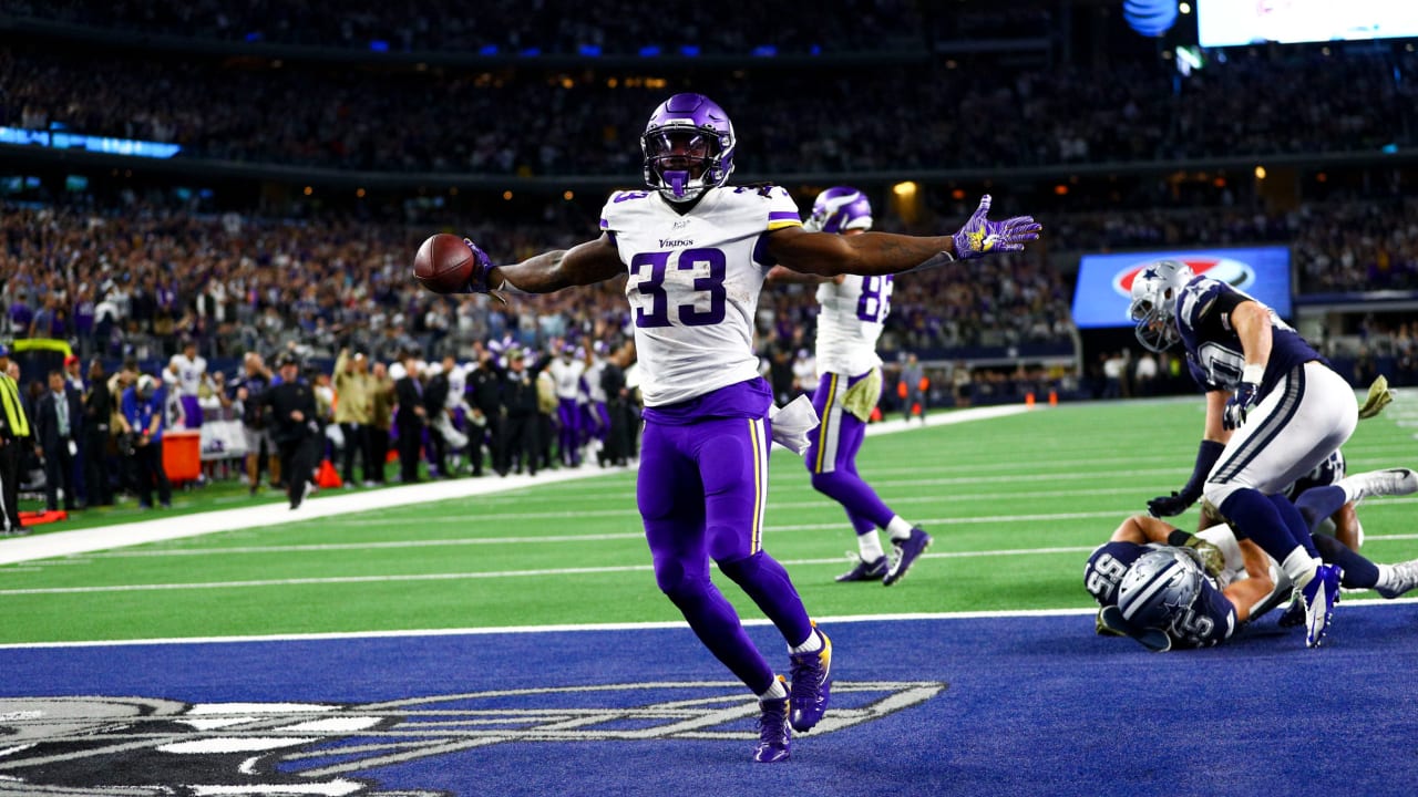 Cook leads Vikings to 28-24 prime-time road win over Cowboys