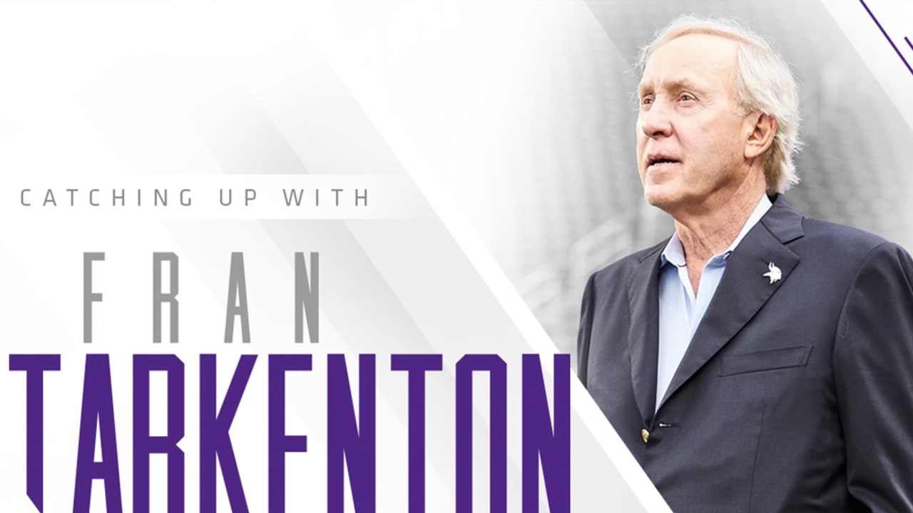 Roger Staubach, left, and Fran Tarkenton, quarterbacks