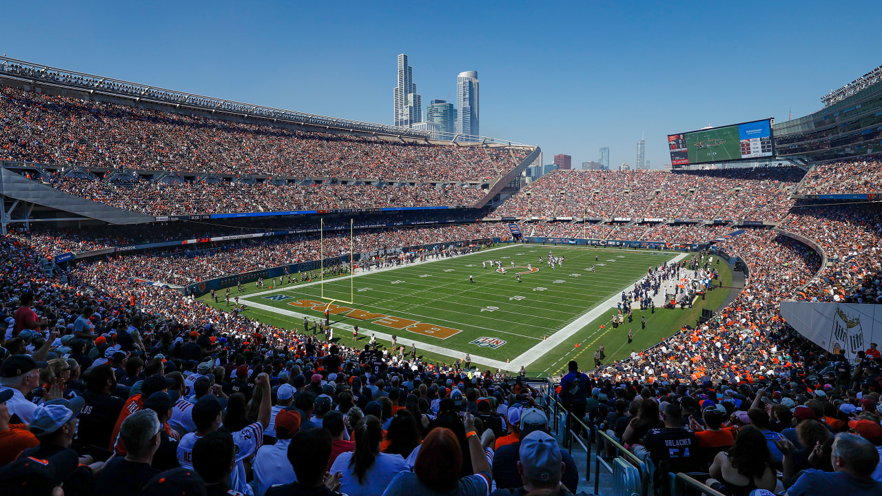 Chicago Bears fall to Denver Broncos at Soldier Field, fail to snag 1st win  of NFL season - ABC7 Chicago