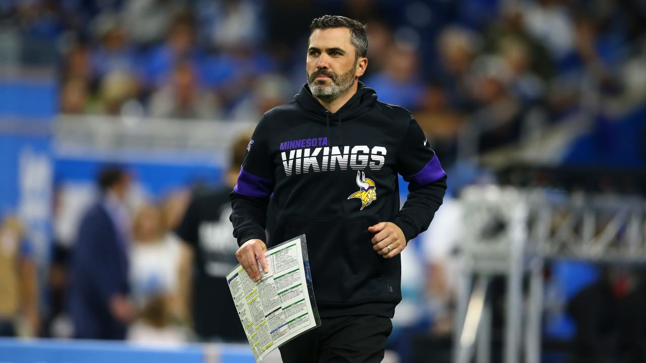 Kevin Stefanski ridiculed on Twitter for his playcalling in Vikings'  playoff loss