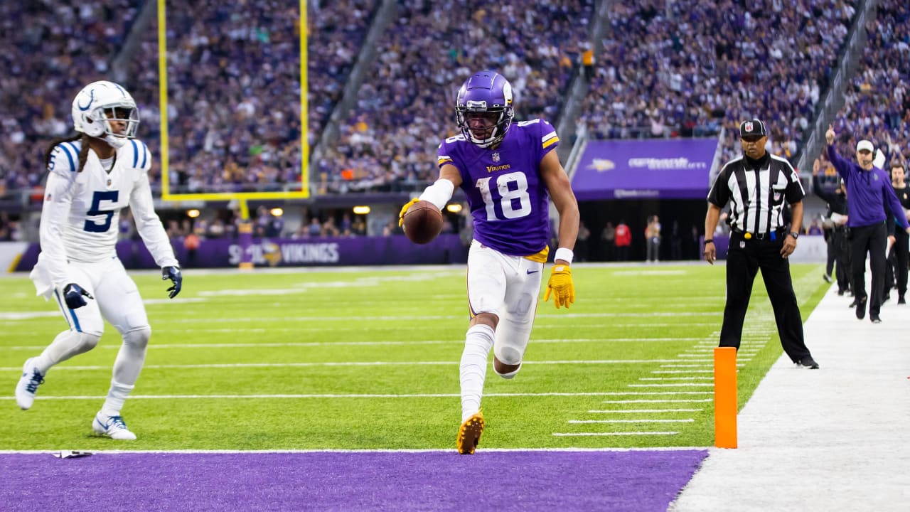Jacky Chen's Vikings journey: From sneaking onto the football field to  signing with Minnesota