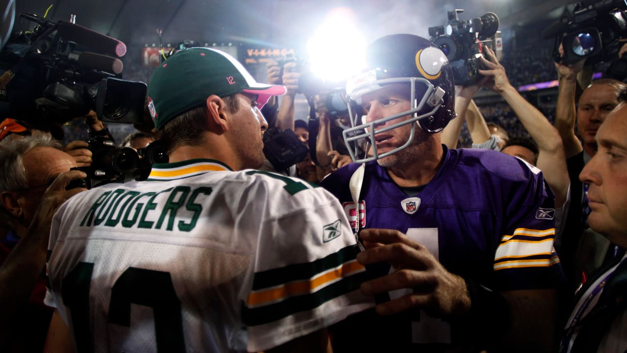 2009 Vikings-Packers Monday Night Football Game, Rodgers vs Favre