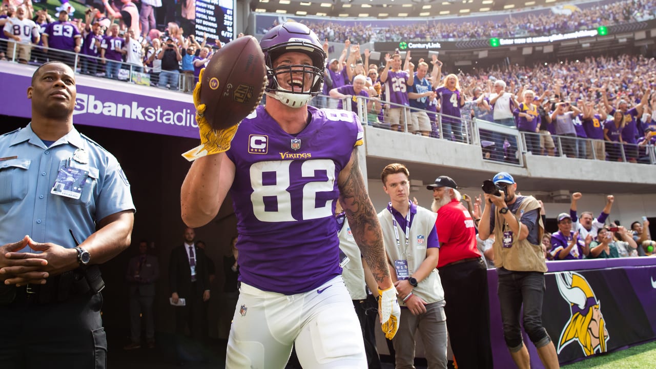 Breaking Down the Signings of Kyle Rudolph, Julio Jones