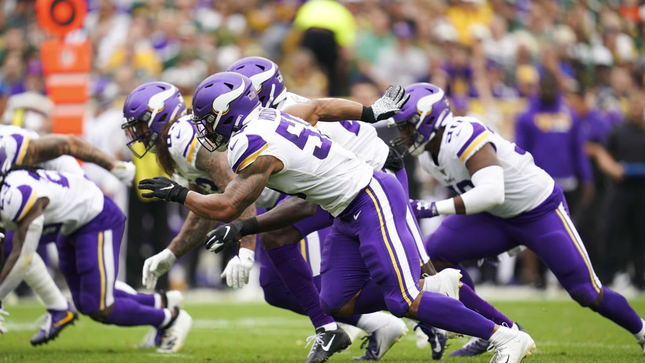 Game Photos Vikings Take on the Packers