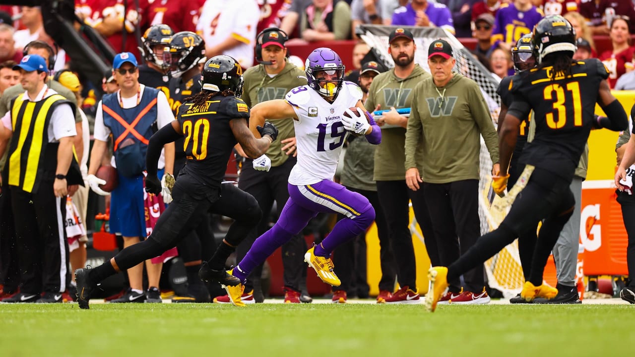 Adam Thielen moves up team reception charts in win over Arizona