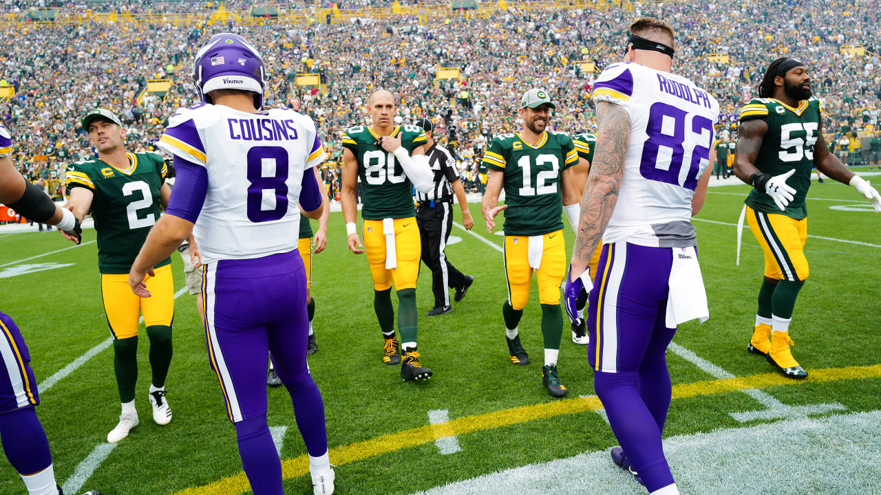 7:15 p.m.: Follow the Vikings-Packers Border Battle from U.S. Bank Stadium