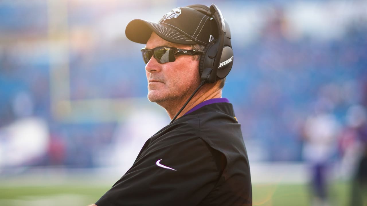 Vikings coach Mike Zimmer frustrated over team's vaccine hesitancy