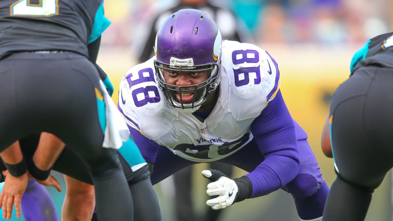 Jaleel Johnson will replace injured Linval Joseph in Vikings