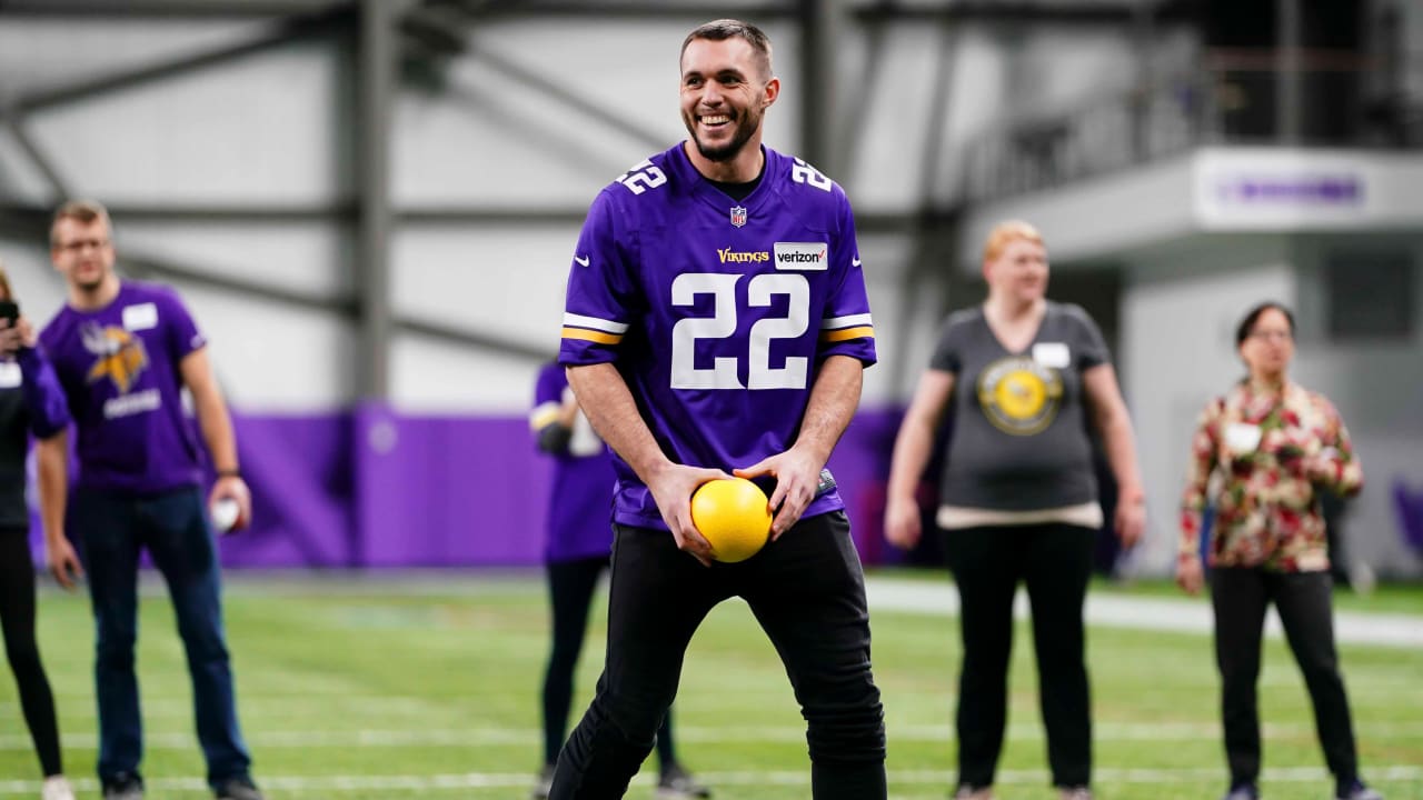 Source: S Harrison Smith, Vikings agree to new one-year deal - ESPN