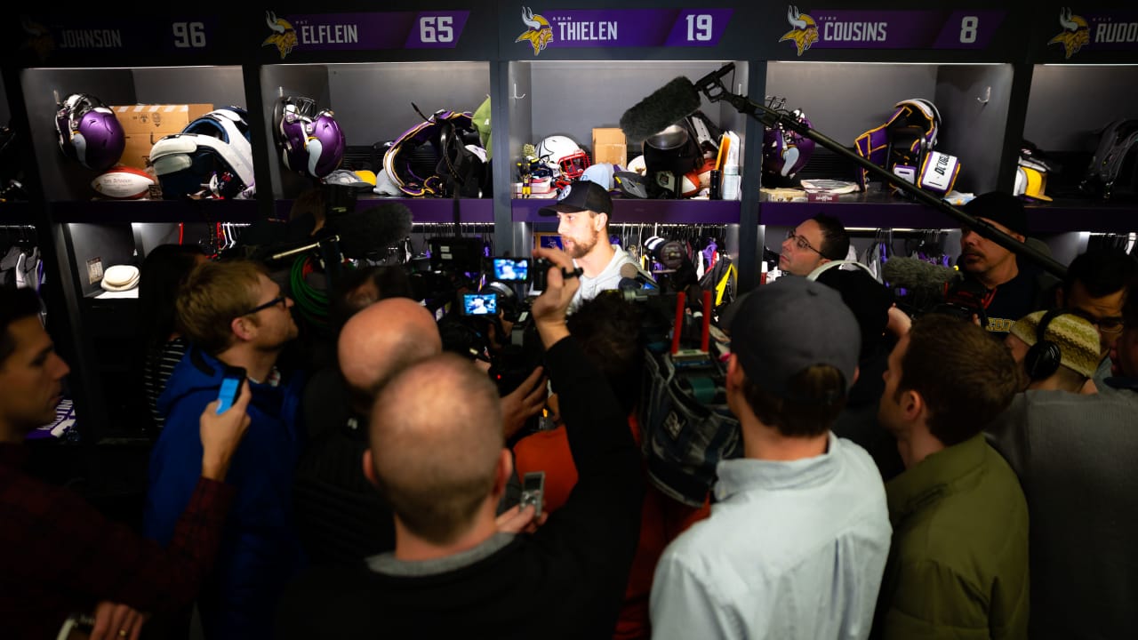 Gallery: Vikings clean out lockers