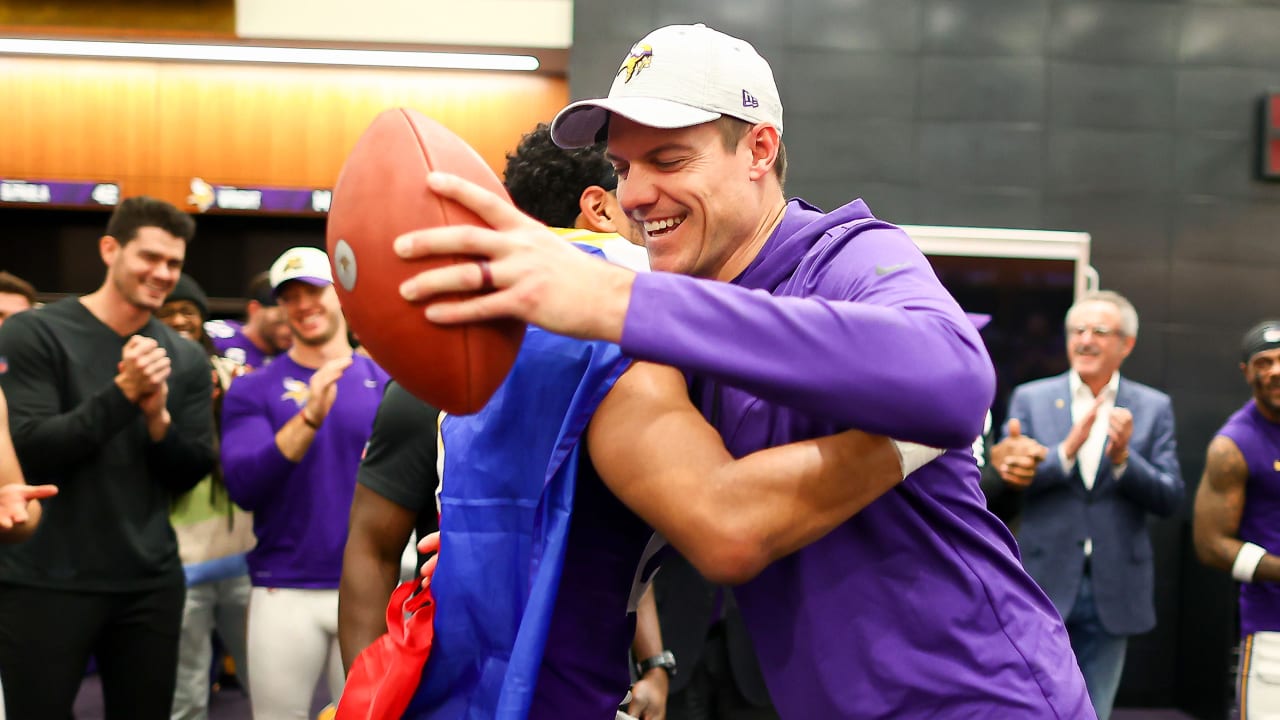 Kevin O'Connell's Locker Room Speech After the Vikings Season Opener Win  Over the Packers 