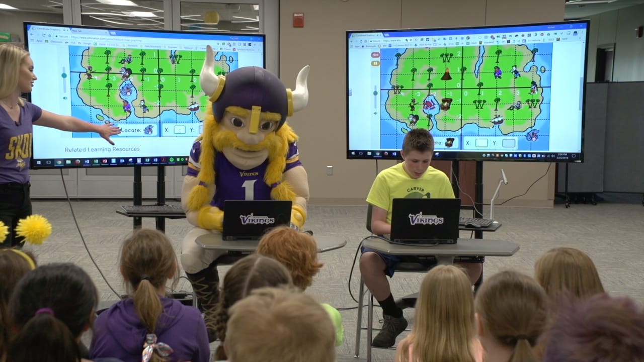 Everson Griffen takes on young Vikings fans in trivia battles - Daily  Norseman