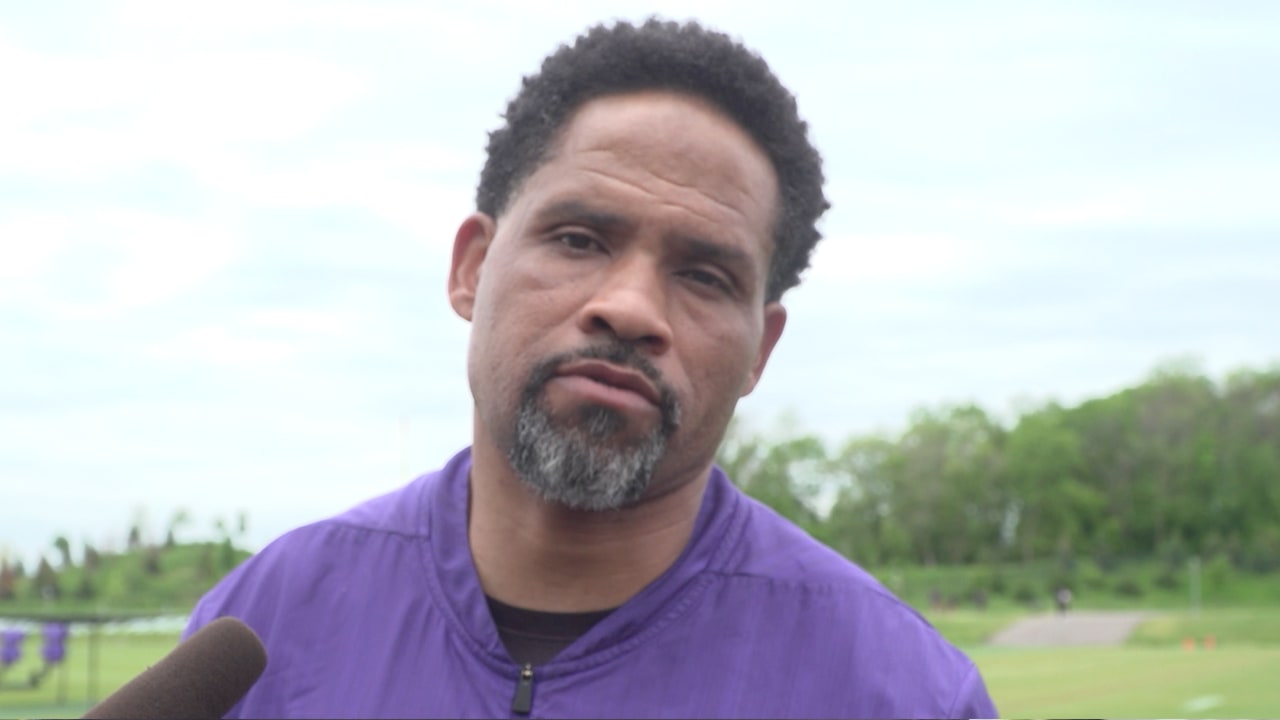 Vikings receivers went to bat for position coach Keenan McCardell