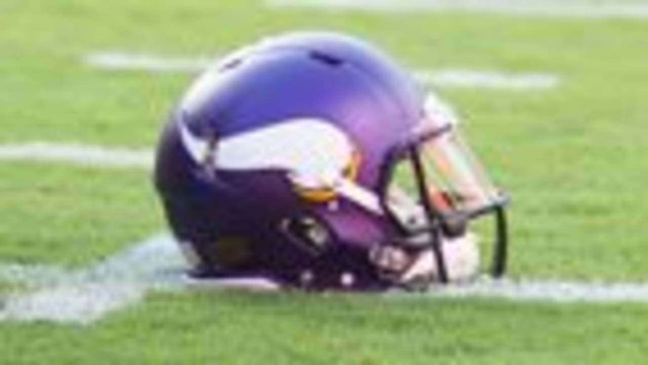 Crocker, Coleman, Evans among Vikings cuts