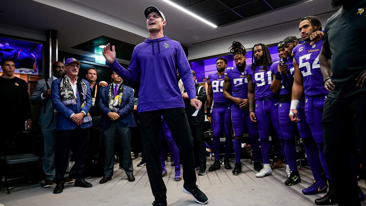 Vikings fans, team stung by playoff defeat