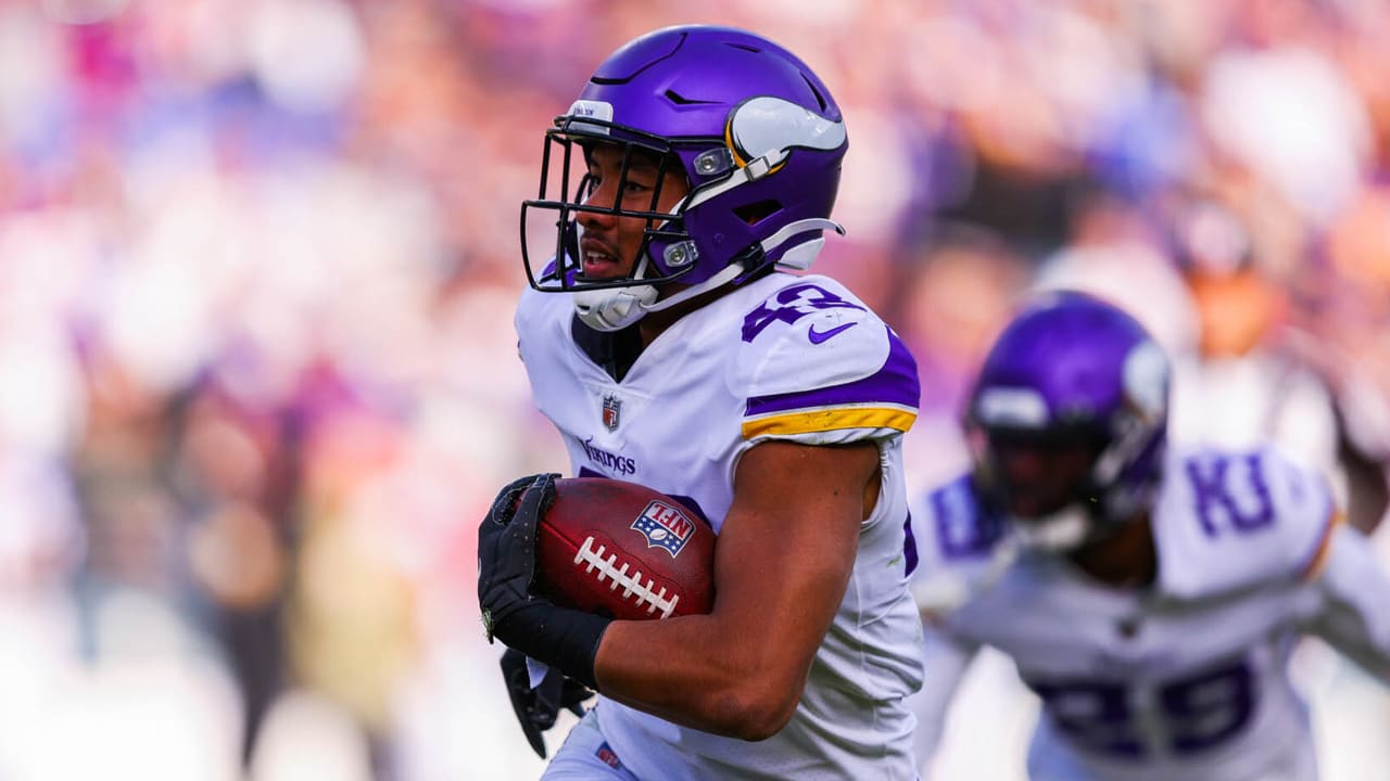 Minnesota Vikings cornerback Camryn Bynum (43) in action during the first  half of an NFL football game against the Baltimore Ravens, Sunday, Nov. 7,  2021, in Baltimore. (AP Photo/Julio Cortez Stock Photo - Alamy