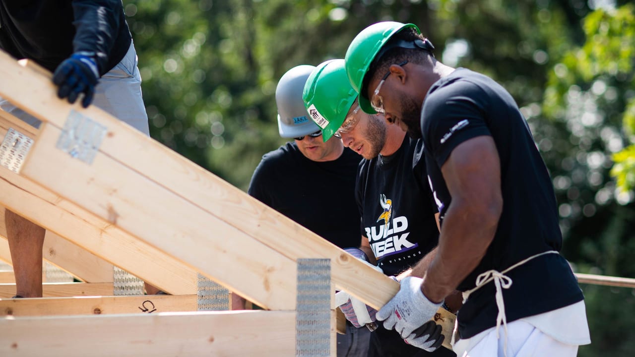 Players Build Homes With Habitat for Humanity