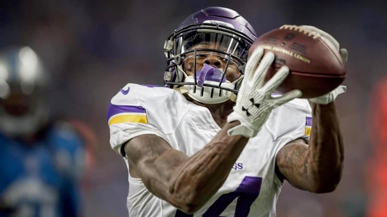 Vikings WR Stefon Diggs signs lucrative extension, gets emotional  remembering late father