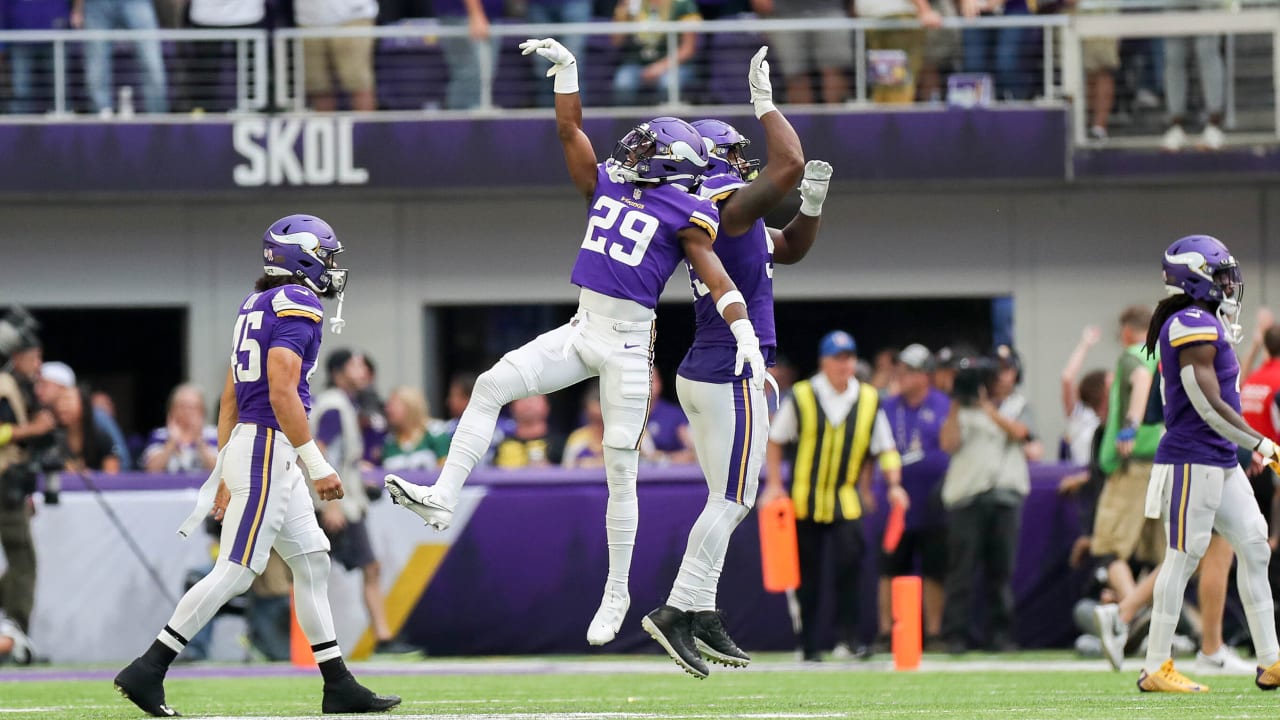 Game Photos Packers at Vikings