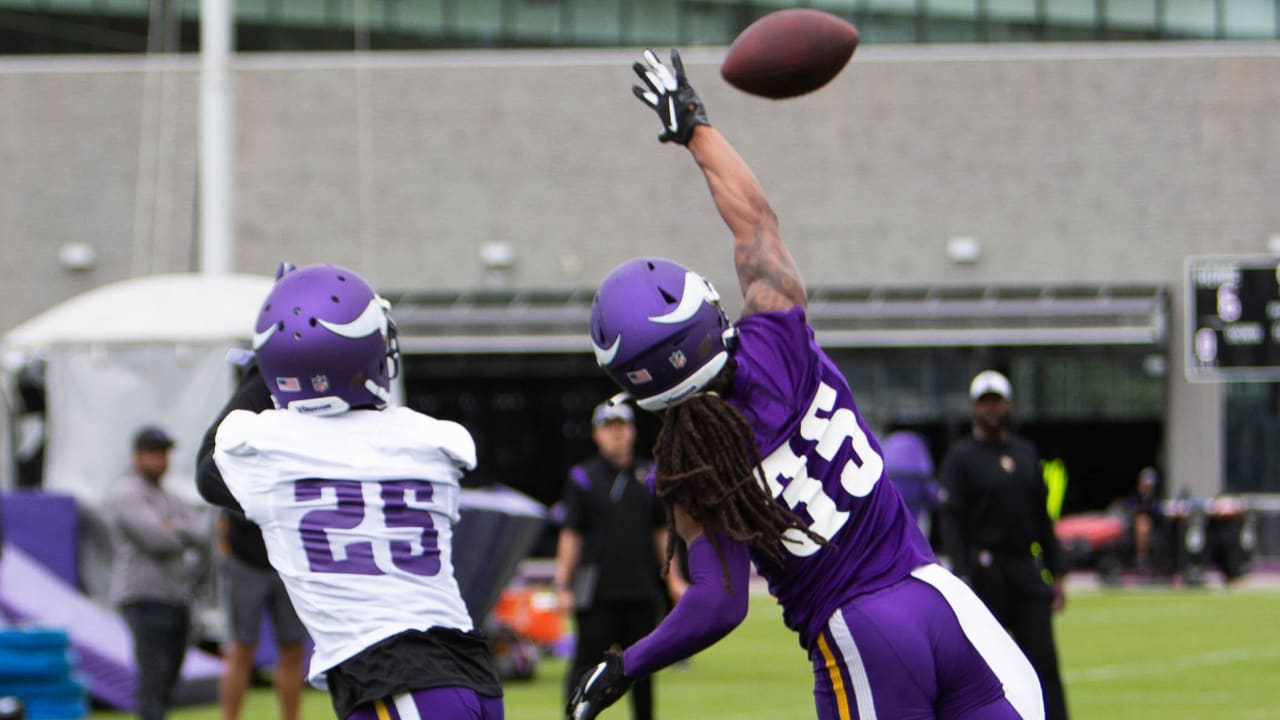 HE'S BACK‼️ #Vikings TE Irv Smith Jr will be activated off the IR and could  play in Sunday's game against Chicago, per @stribsports.