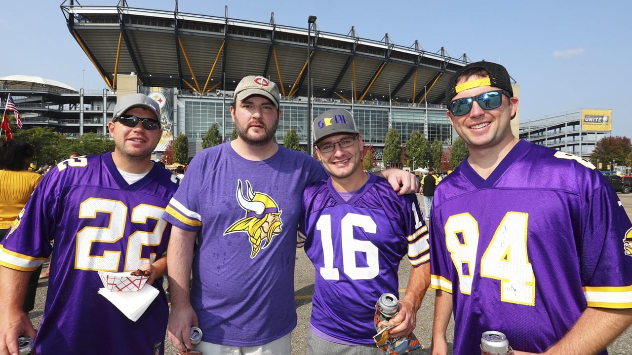 Fan Photos: Vikings-Steelers