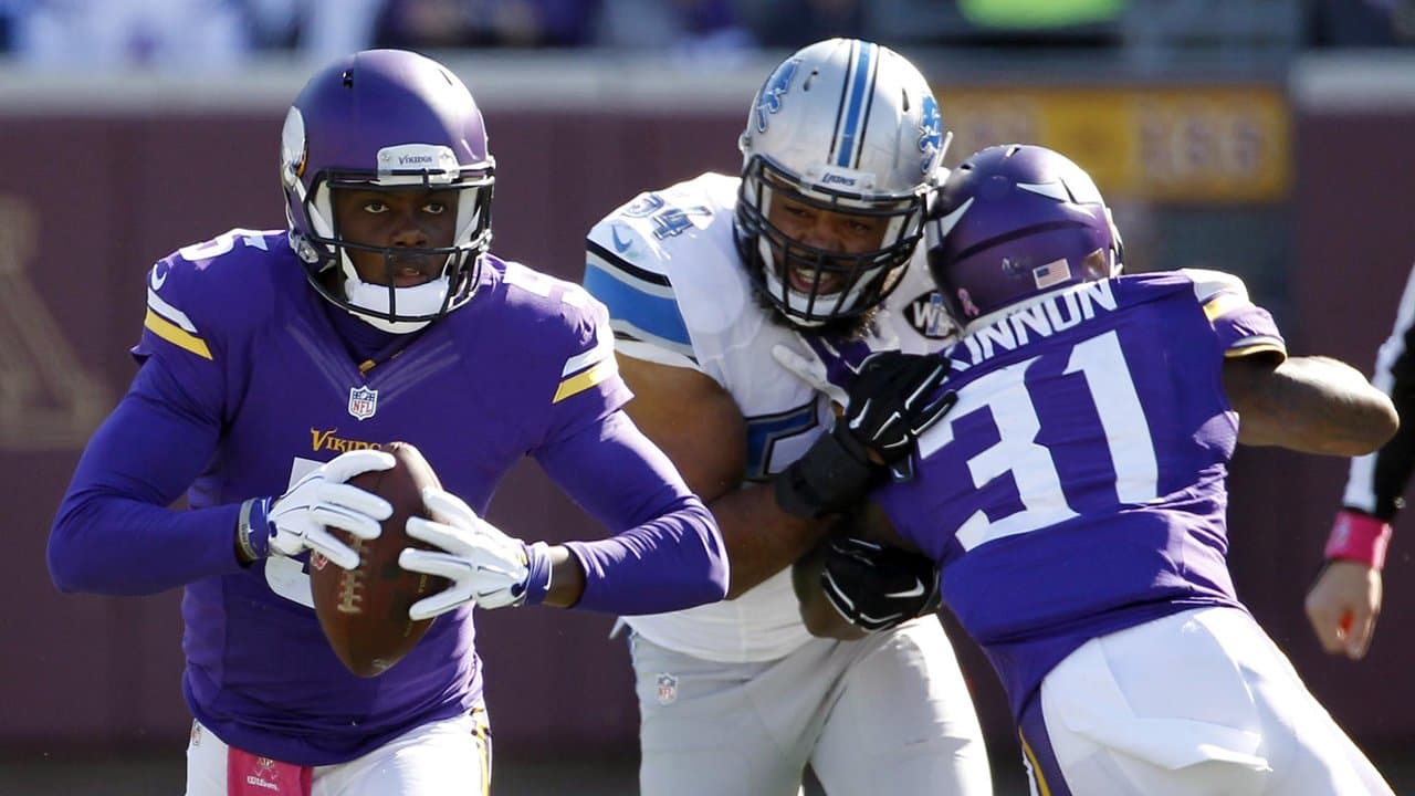 Photos: Vikings vs. Lions