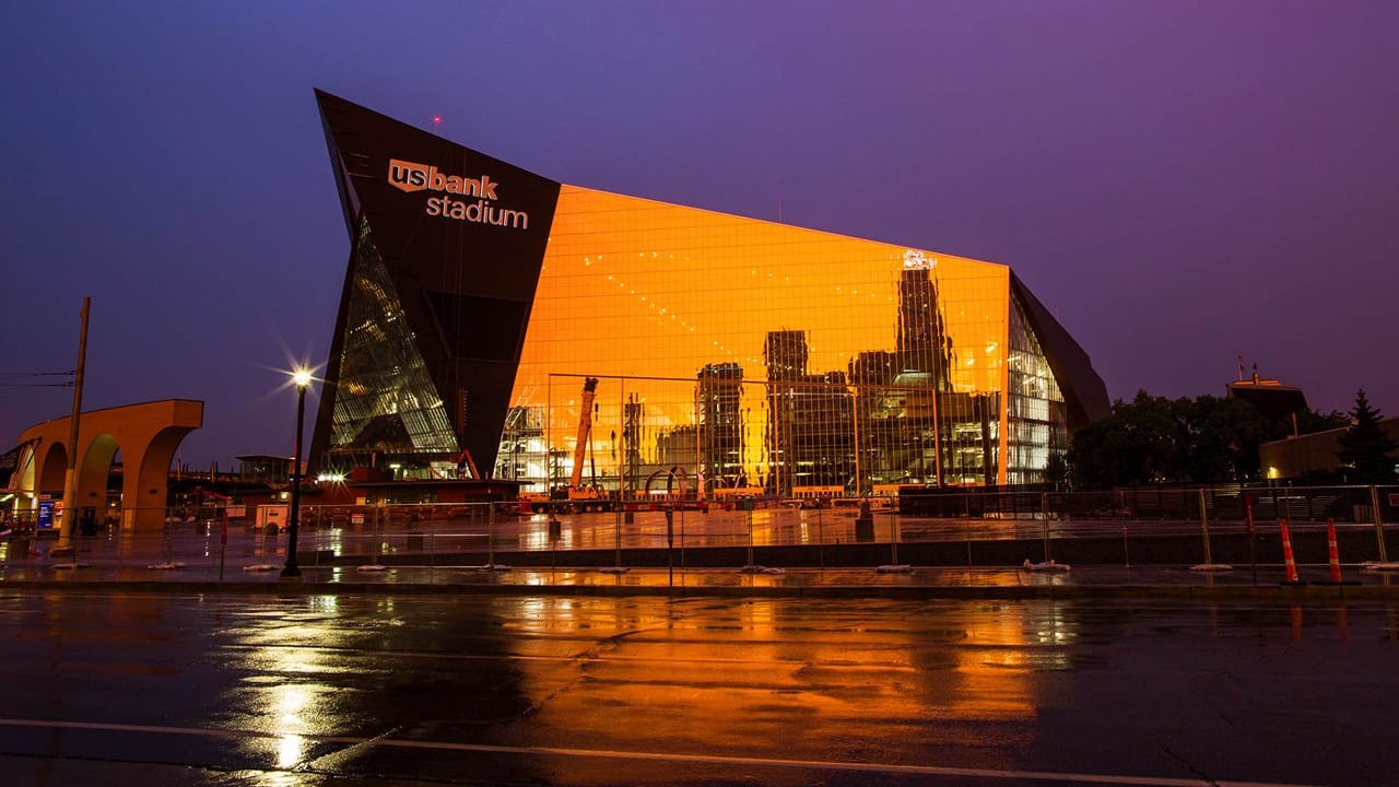 Minnesota Vikings Us Bank Stadium In Minneapolis Stock Photo