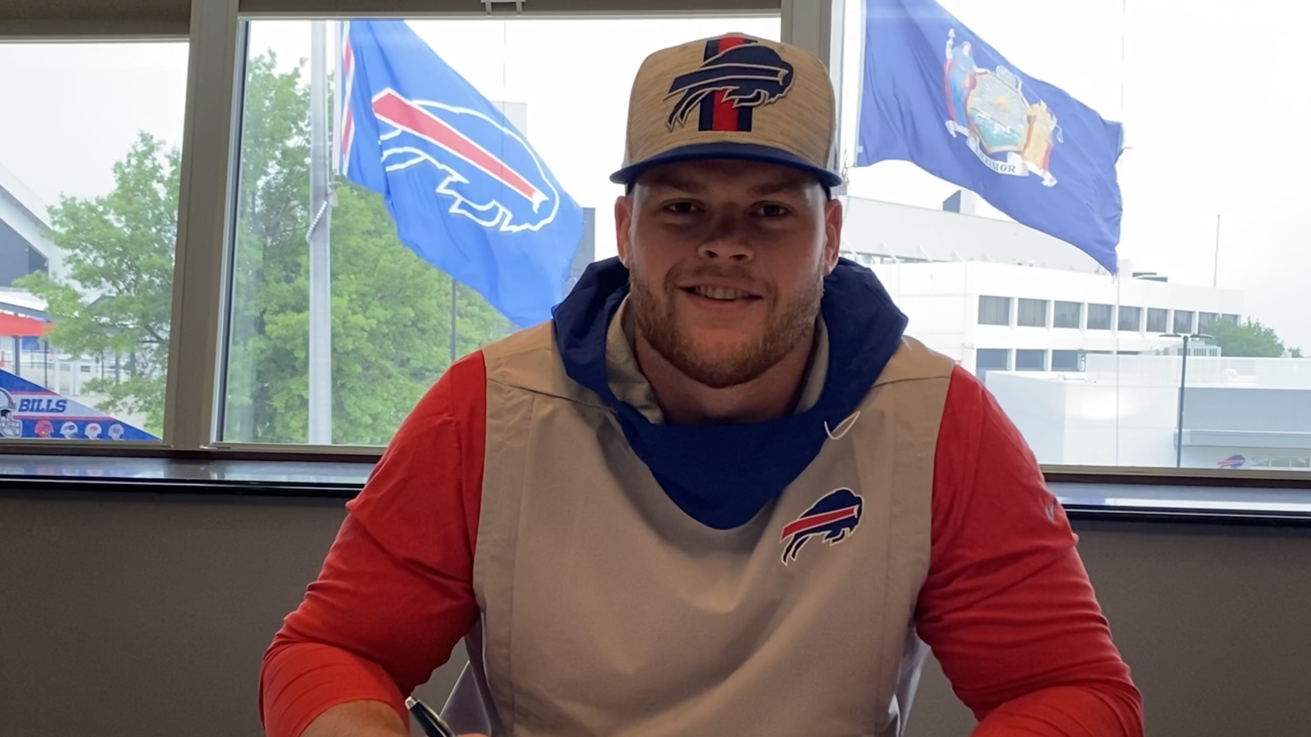 Buffalo Bills sign Spencer Brown,full 2021 rookie class under contract