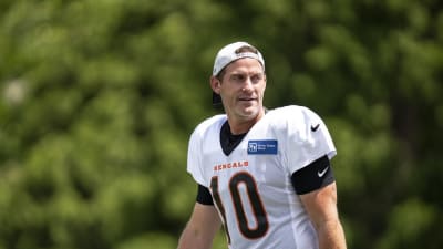 Cincinnati Bengals punter Kevin Huber pulls off behind-the-back move under  pressure, NFL News