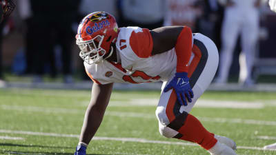 Bengals add more defense, get Florida DT Carter in 3rd round