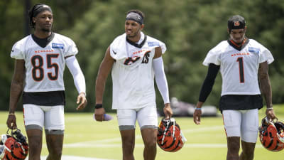 Bengals training camp: Hayden Hurst turning heads as C.J. Uzomah