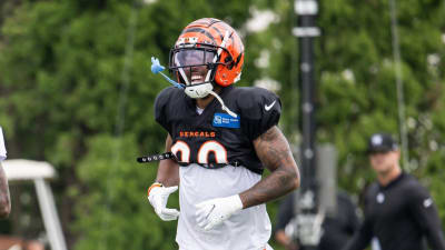 WLWT on X: Adding to the defense! The Cincinnati Bengals select cornerback  D.J. Turner in the second round of the 2023 NFL  Draft.