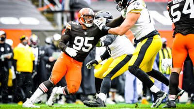 Browns hold on to edge Steelers, playoff rematch set for Sunday night at  Heinz Field