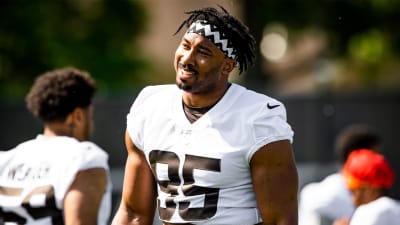 Video Shows Myles Garrett Having Fun At His Youth Camp