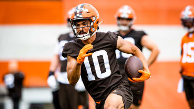 Browns' Anthony Schwartz happy to shed some baggage with effort in win