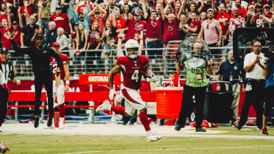 Arizona Cardinals wide receivers Michael WIlson (14) and Rondale Moore (4)  warm up during NFL football