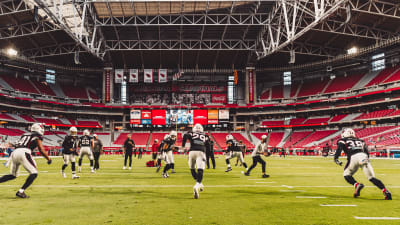 Arizona Cardinals' State Farm Stadium Drops in NFL Venue Rankings - Sports  Illustrated Arizona Cardinals News, Analysis and More