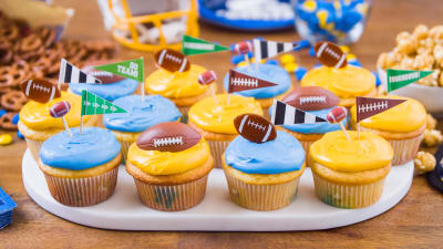 Denver Broncos and Seattle Seahawks cupcakes as we get ready for the Super  Bowl