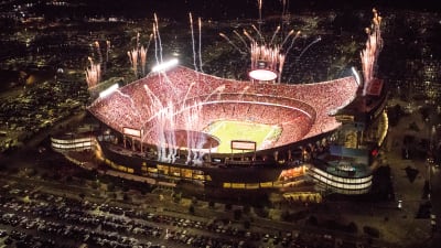 Sunday Night's Game Serves as Chiefs Legends Game; Important Fan