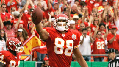 Chat with Kansas City Chiefs TE Tony Gonzalez