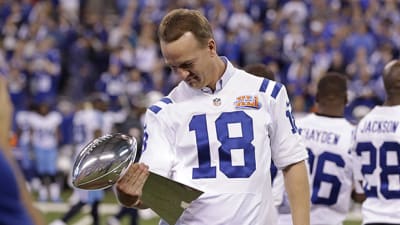 Andrew Luck gives Colts upper hand over Peyton Manning, Broncos - Los  Angeles Times