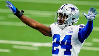 Dallas Cowboys cornerback Chidobe Awuzie (24) lines up against the  Minnesota Vikings in an NFL football game in Arlington, Texas, Sunday, Nov.  10, 2019. (AP Photo/Ron Jenkins Stock Photo - Alamy